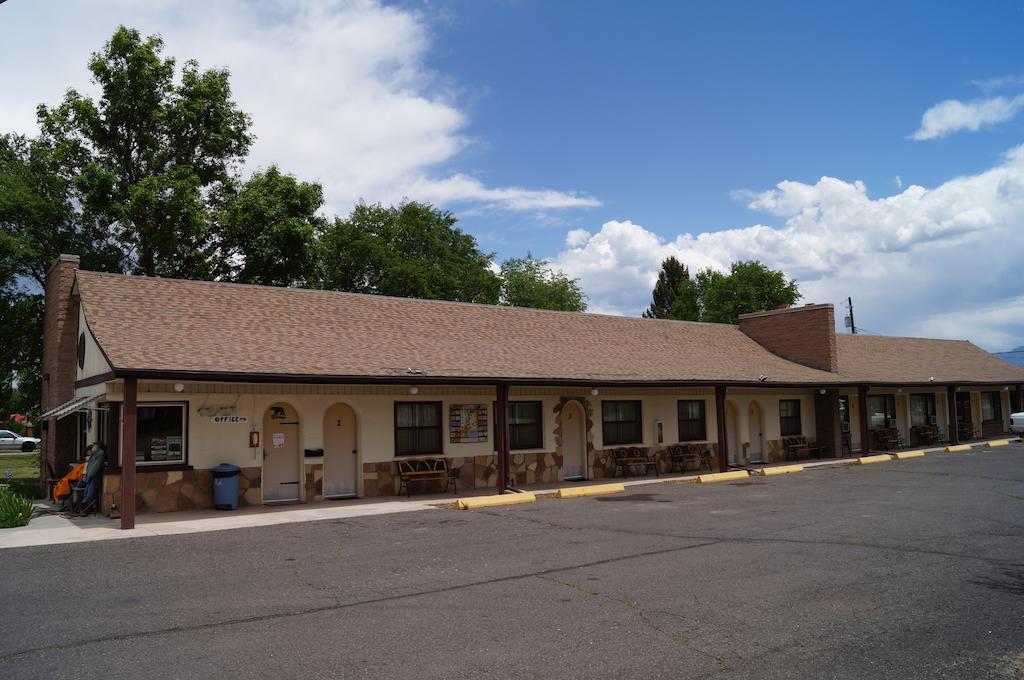 Canyon Lodge Motel Panguitch Dış mekan fotoğraf