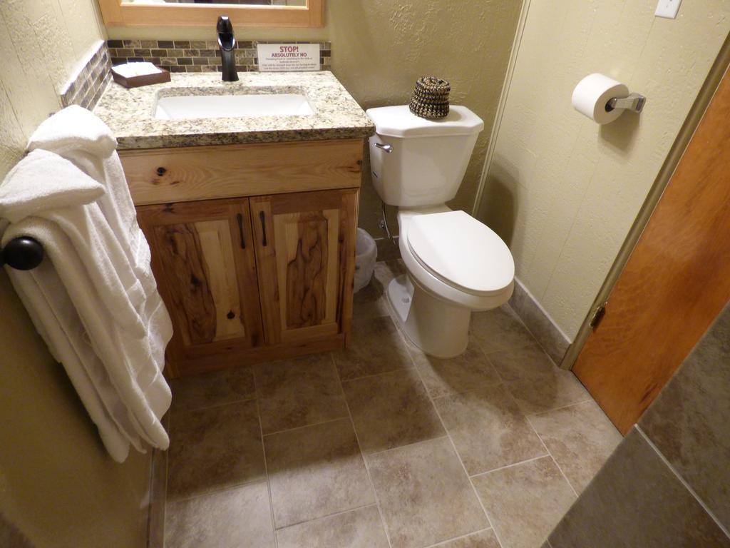 Canyon Lodge Motel Panguitch Dış mekan fotoğraf