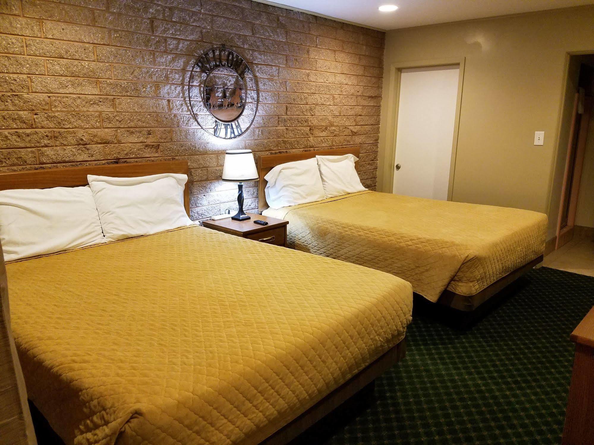Canyon Lodge Motel Panguitch Dış mekan fotoğraf